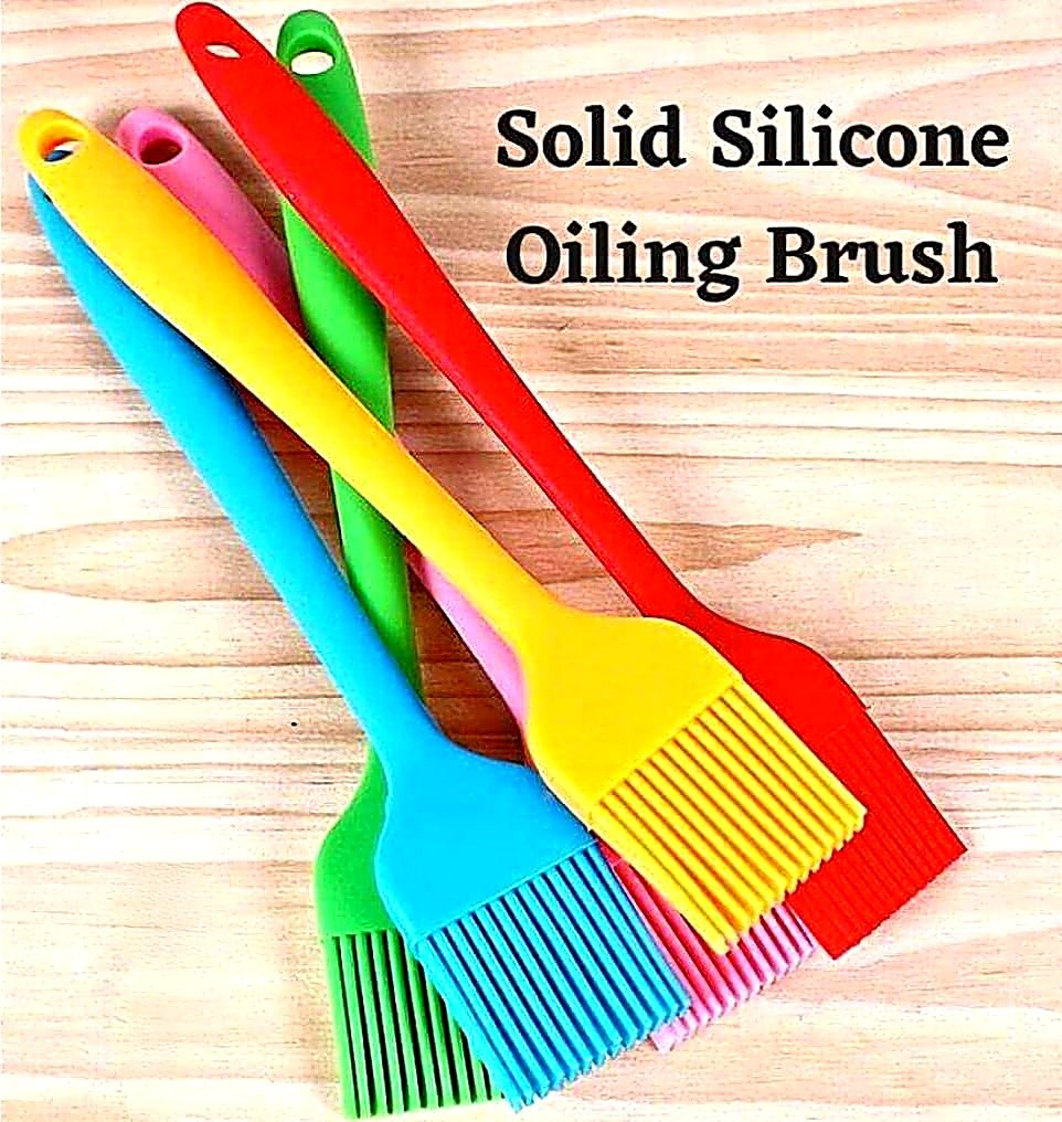 Silicon Oil Brush Cooking Tools Large Size - Kitchen Product Designed For Cooking And Daily Food Preparation Routine (Random Color)