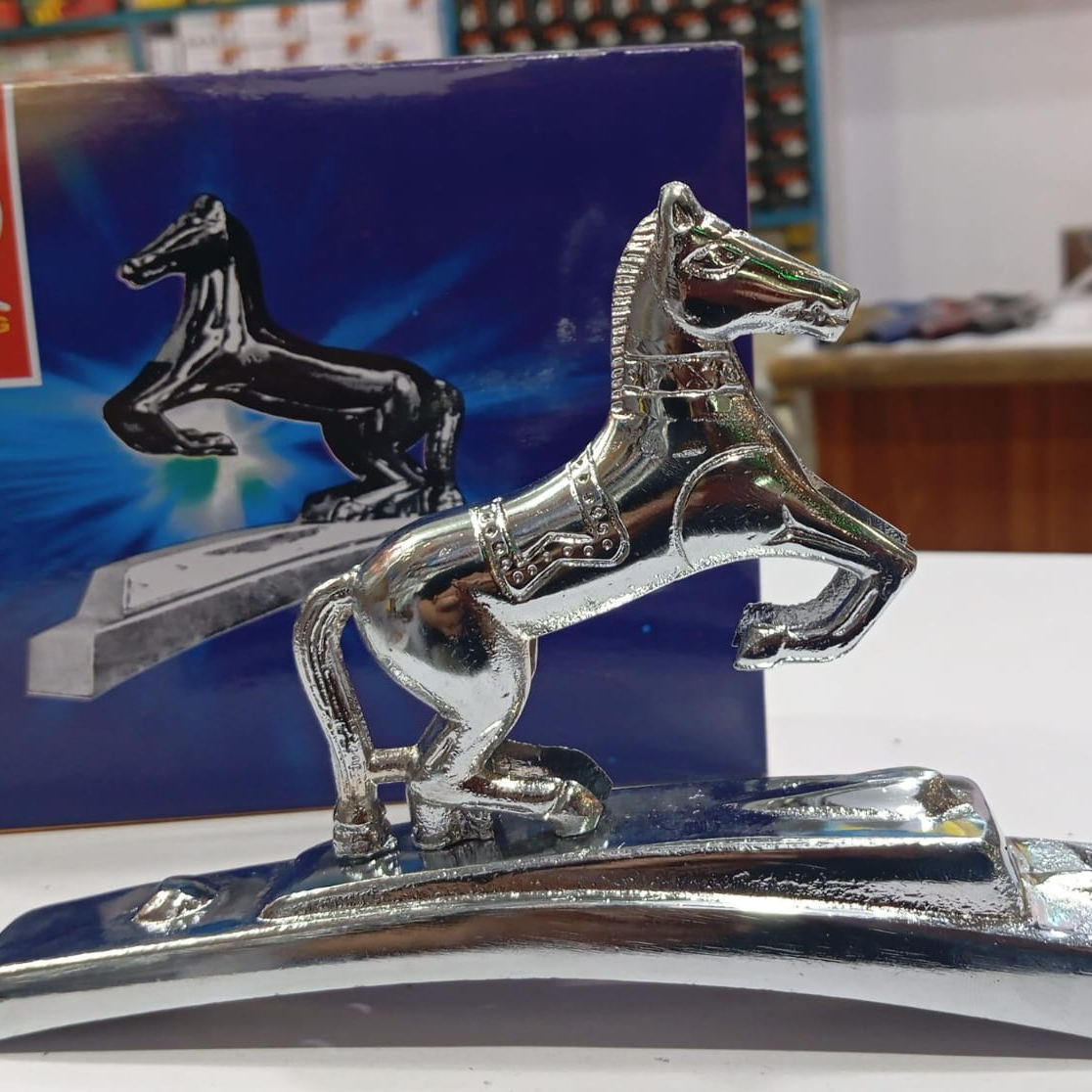 Front Mudguard Horse Ornament for Bikes โ Premium Chrome Style Bike Decoration - Image 4