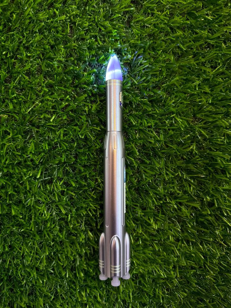 Rocket Shaped LED Gel Pen with Light-Up Tip (1 Piece โ Random Metallic Color) - Image 5