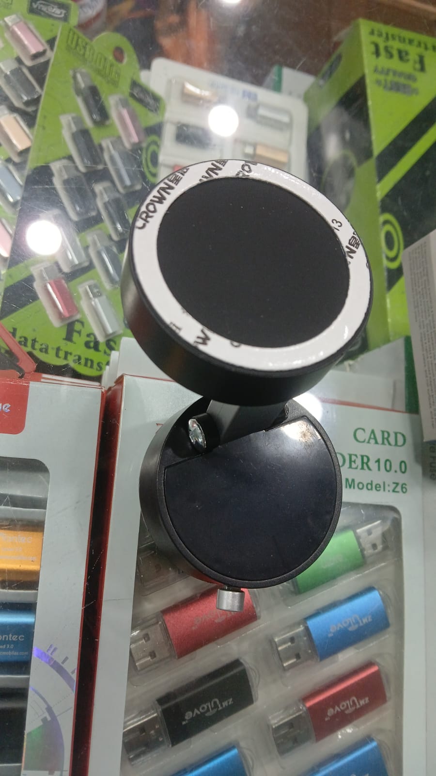 Vacuum Magnetic Suction Cup Folding Swivel Stand โ Double-Sided Universal Mobile Phone Holder - Image 5