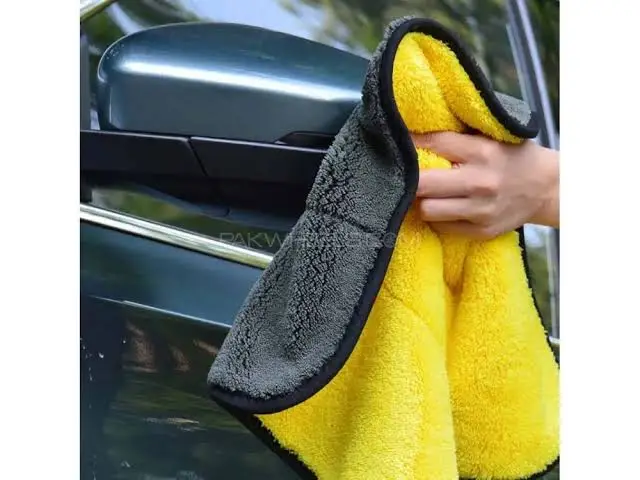 1 Pc Anti-Scratch Microfiber Car Towel - Image 3