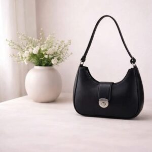 Luna Lock Shoulder Bag – Minimalist Design with Metallic Clasp