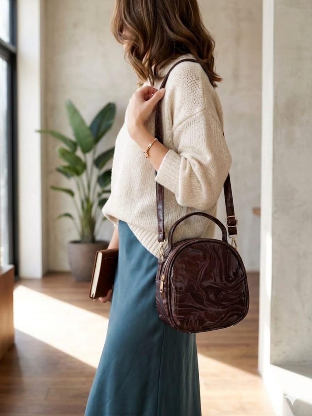 Marble Gloss Mini Crossbody Handbag - Image 3