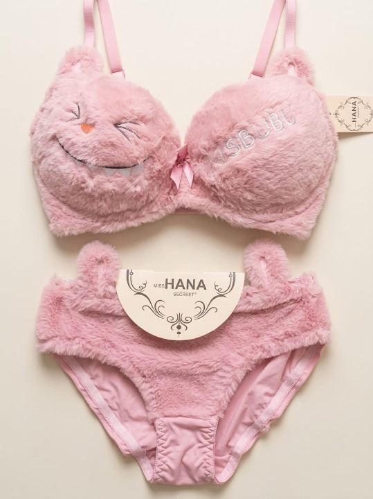 Cute Fur Style Double Padded Woolen Bikini Set โ Soft Pink Plush Bra & Panty Lingerie Set