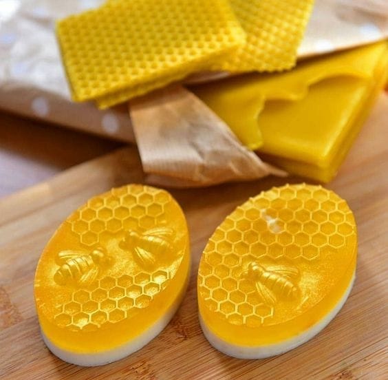 Instant Glow Rice & Honey Brightening Soap โ Handmade Moisturizing Soap with Rice Extract & Natural Honey for Glowing, Soft & Even-Toned Skin | Paraben & Sulfate Free - Image 3