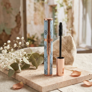 Fancy Style Black Liquid Mascara – Long Lasting Volume & Length Boost (1 Pc)