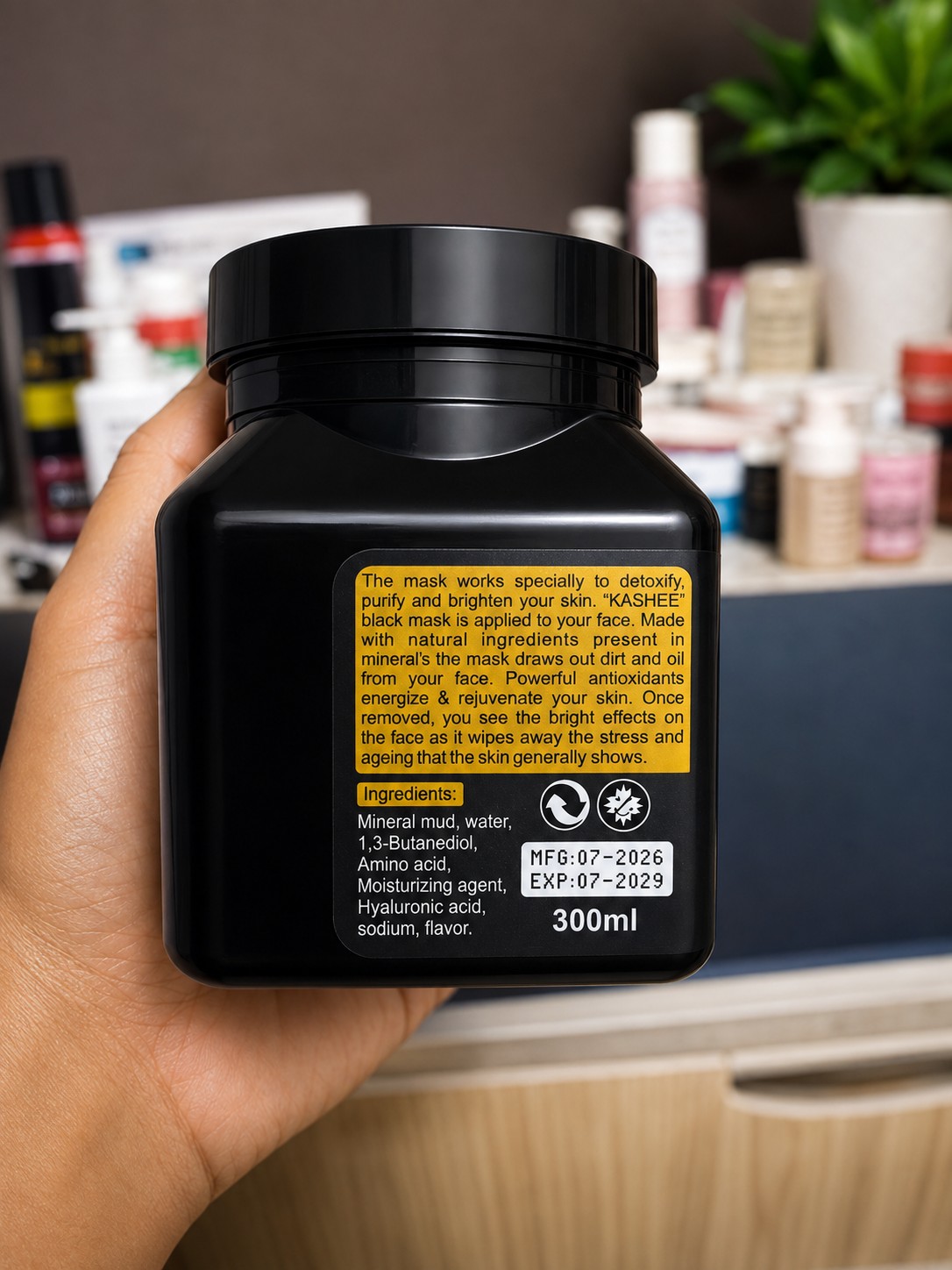 Kashee Hair Mask And Black Charcoal Mask Combo - Personal Care Product Designed For Skin And Hair Treatment And Daily Grooming Routine - Image 7