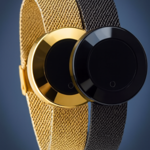 Ladies Smart Watch with Mesh Strap โ Stylish Digital Wristwatch