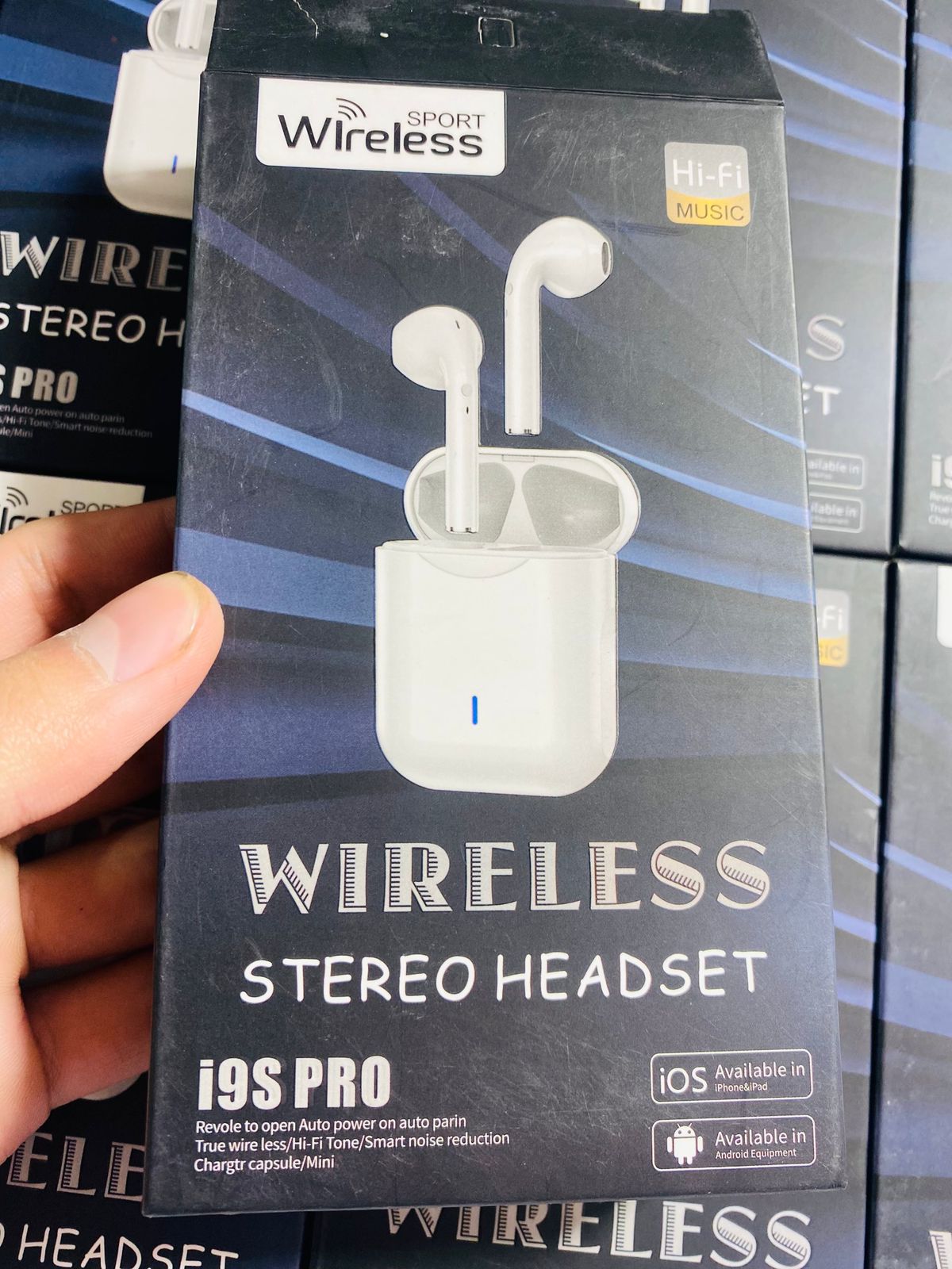 i9S Pro Wireless Stereo Headset | TWS Technology | Bluetooth 5.0 | Noise Reduction | iOS & Android (Random Colour) - Image 5