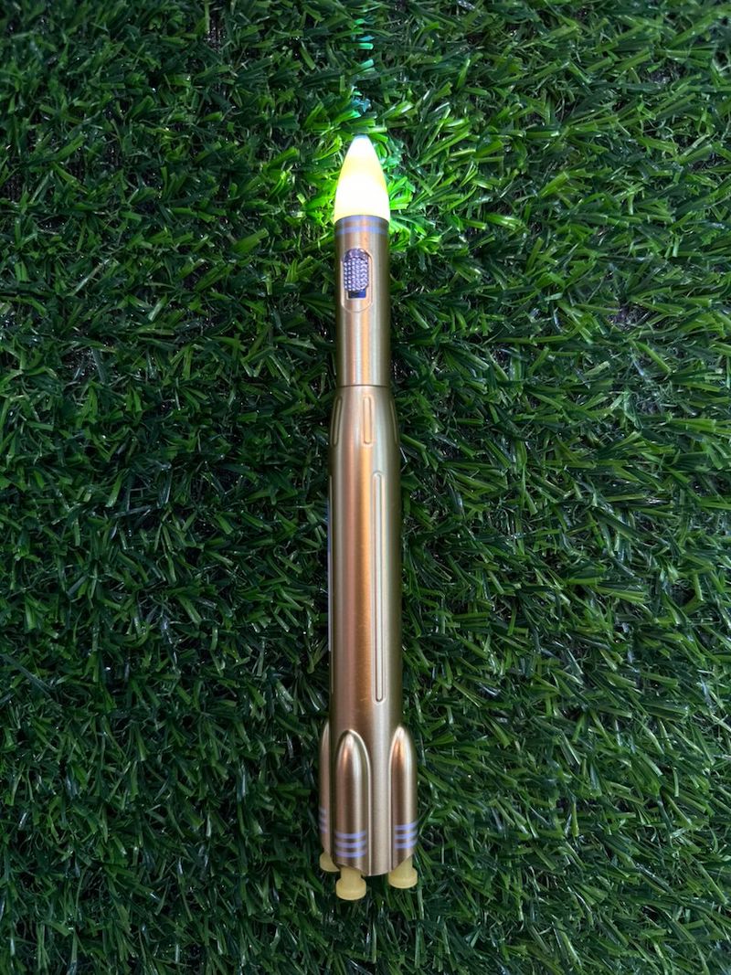 Rocket Shaped LED Gel Pen with Light-Up Tip (1 Piece โ Random Metallic Color) - Image 4