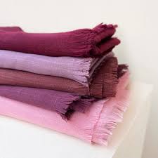 Turkish Lawn 5 Pcs Hijab Bundle Set with Gift 1 Pc 4-in-1 Multi Color Inner Cap Without Box - Image 3