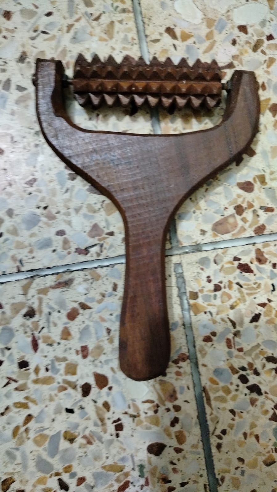 Handcrafted Wooden Scalp, Head, Neck, and Shoulder Massager โ Reflexology & Acupressure Roller - Image 5