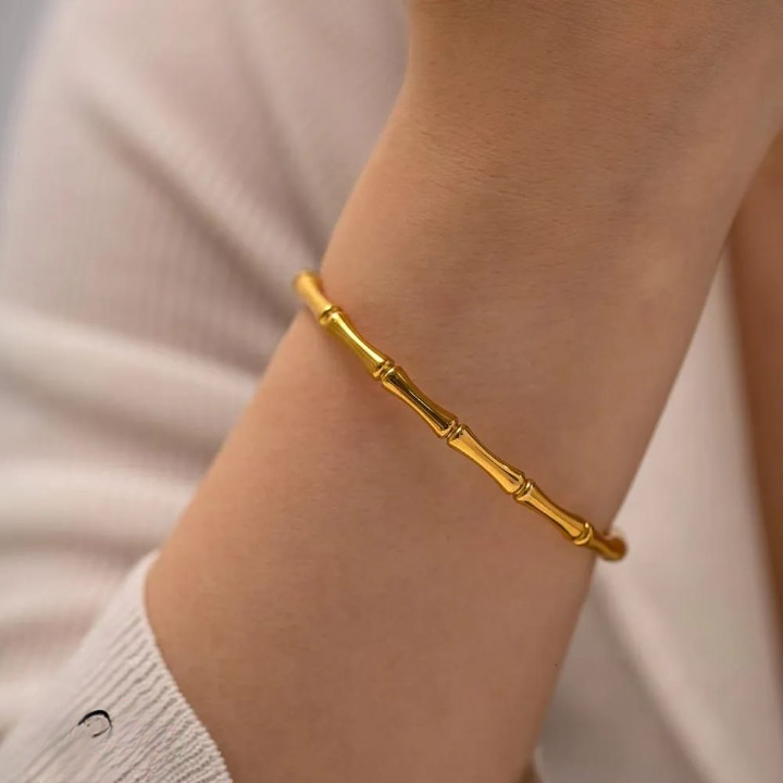 Bamboo Trending Korean Bangle - Jewelry Product Designed For Wrist Wear And Daily Ornament Routine (SKU: QRT-201) - Image 3